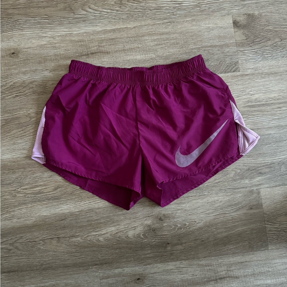 Women’s Nike shorts Medium